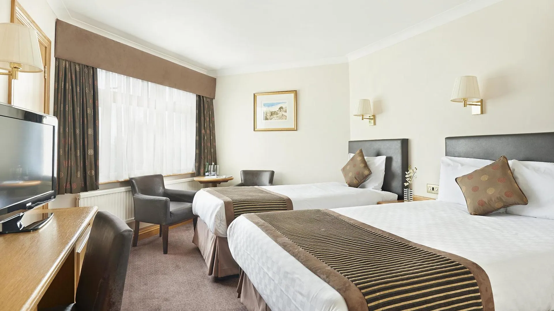 ****  Leonardo Hotel Cheltenham Birleşik Krallık
